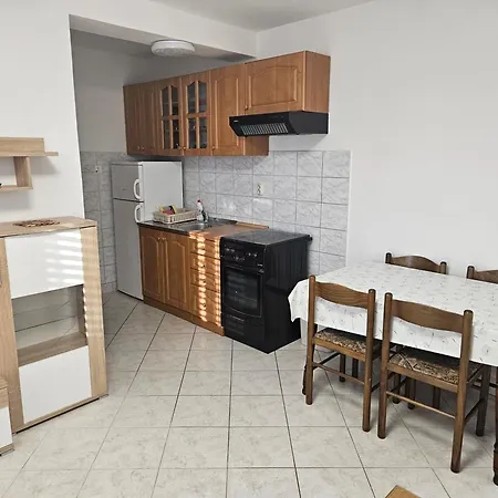 Marko Apartment *